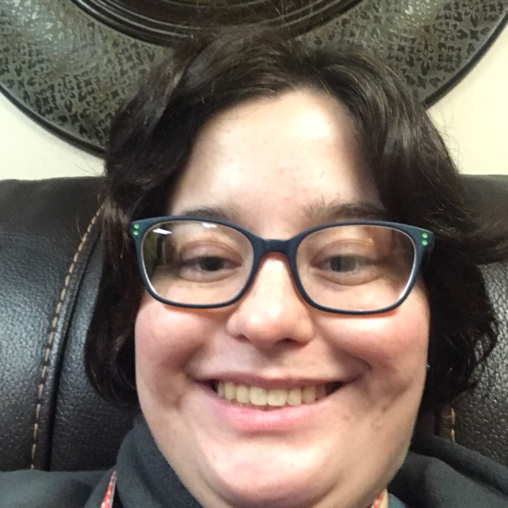 Meet your Posher, Marisa